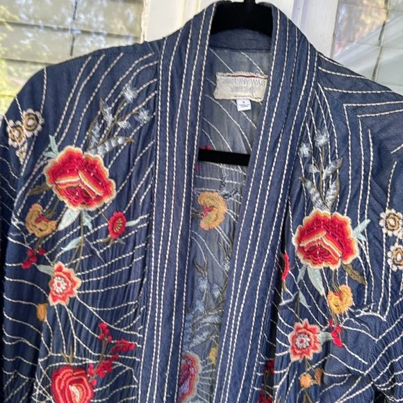 Johnny Was Blue Floral Kimono - Picture 5 of 9